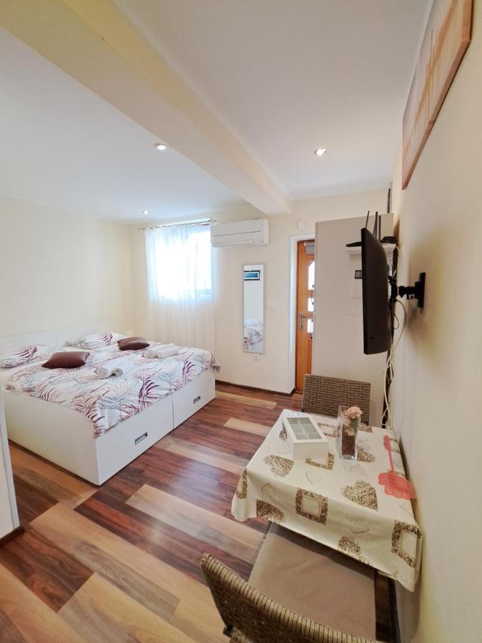 Meressa Nina&Leo Studio Apartments Novigrad (Istria) Exterior foto